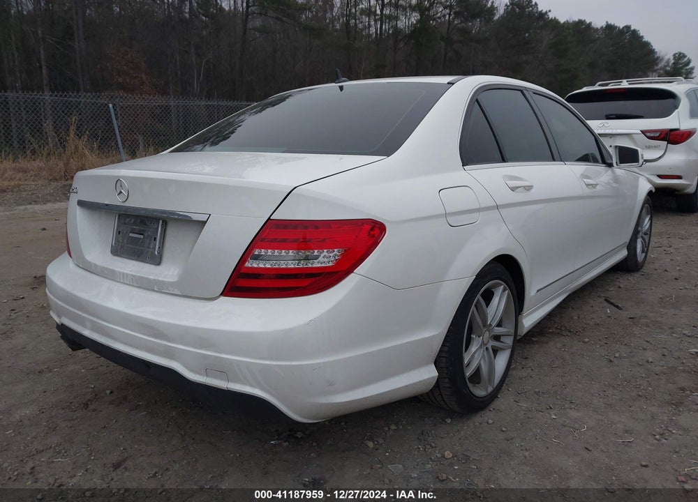 2013 MERCEDES-BENZ C 250 VIN: WDDGF4HB2DA746532