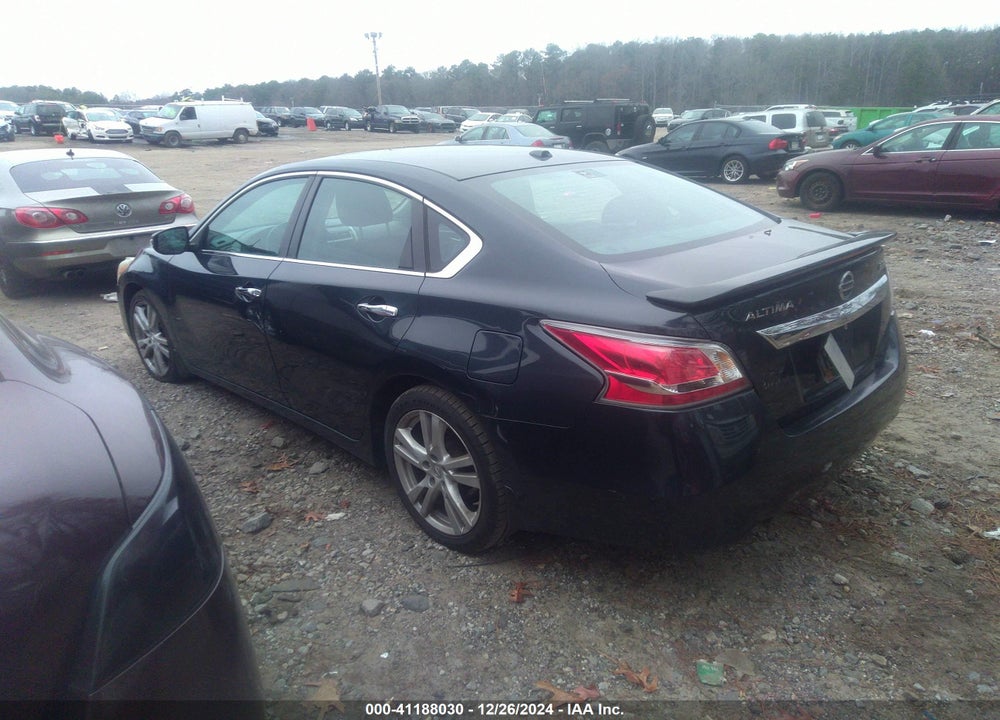2015 NISSAN ALTIMA VIN: 1N4BL3AP9FC136606