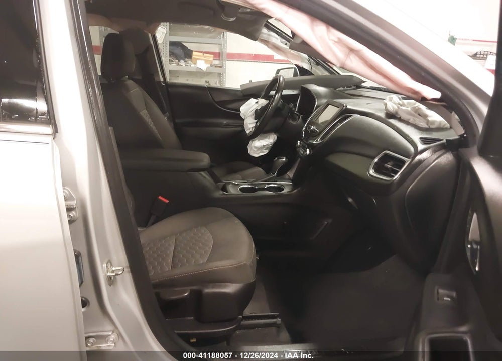 2018 CHEVROLET EQUINOX LT VIN: 2GNAXJEV1J6198453