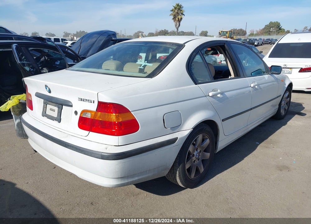 2005 BMW 325I VIN: WBAET37425NJ88647