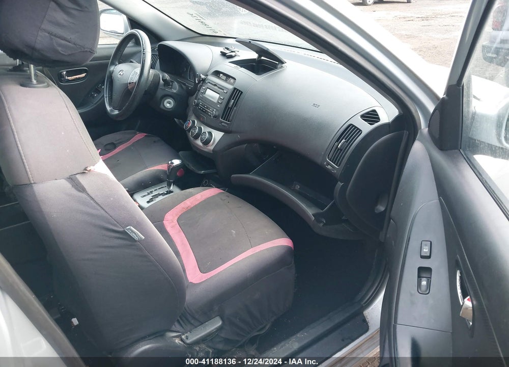 2010 HYUNDAI ELANTRA SE VIN: KMHDU4AD7AU993291