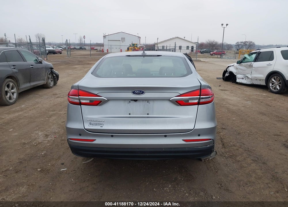 2020 FORD FUSION VIN: 3FA6P0G76LR108495