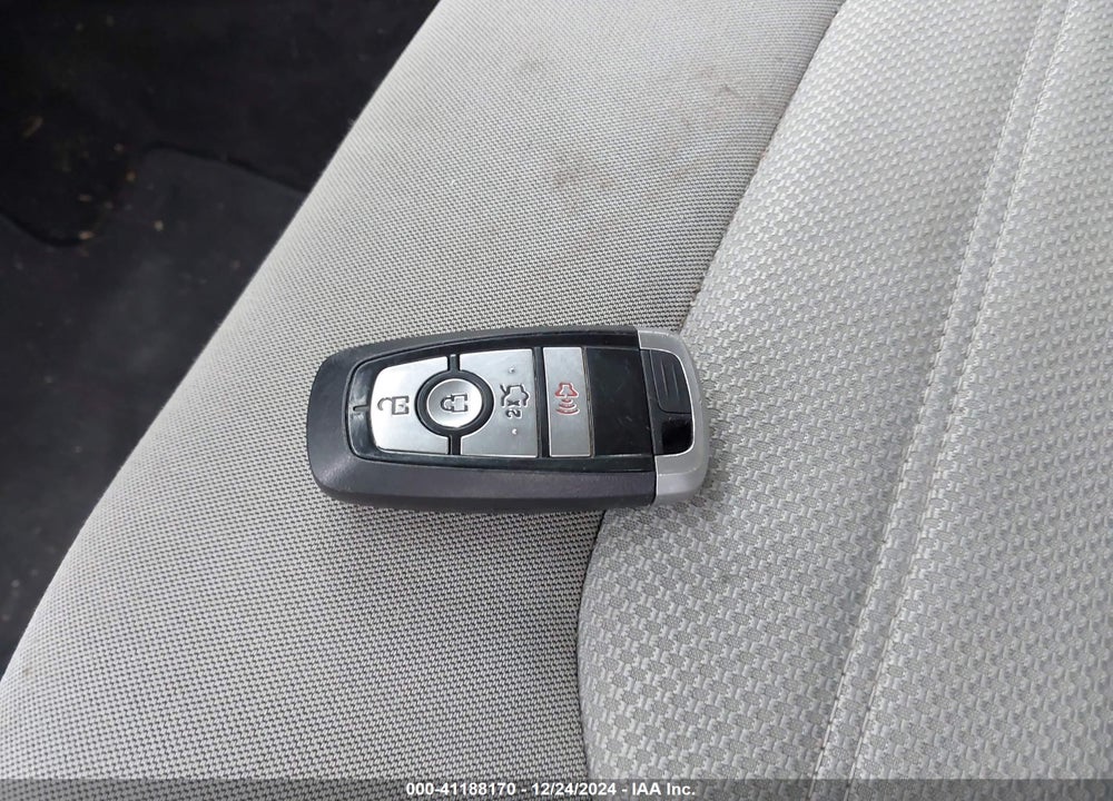 2020 FORD FUSION VIN: 3FA6P0G76LR108495