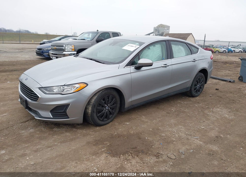 2020 FORD FUSION VIN: 3FA6P0G76LR108495