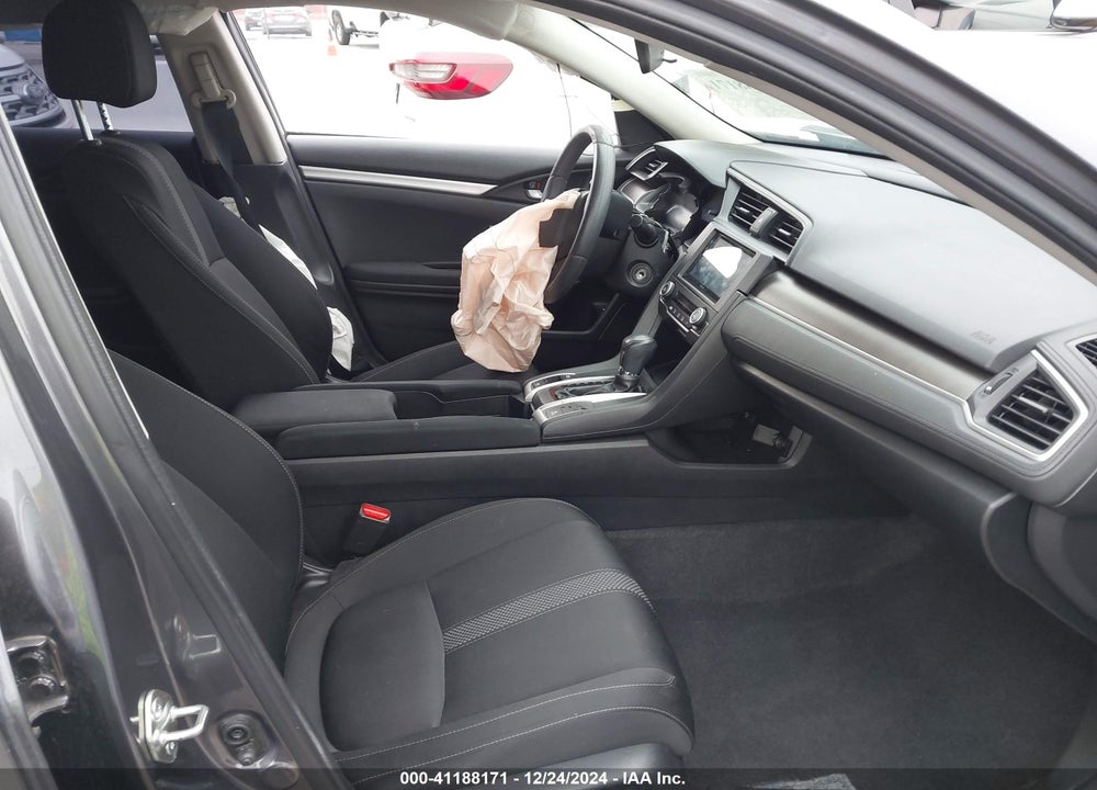 2019 HONDA CIVIC LX VIN: 19XFC2F60KE201254