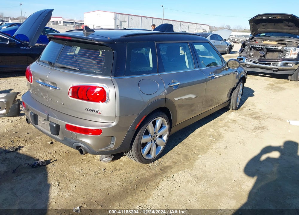 2016 MINI CLUBMAN COOPER S VIN: WMWLN9C53G2B31111