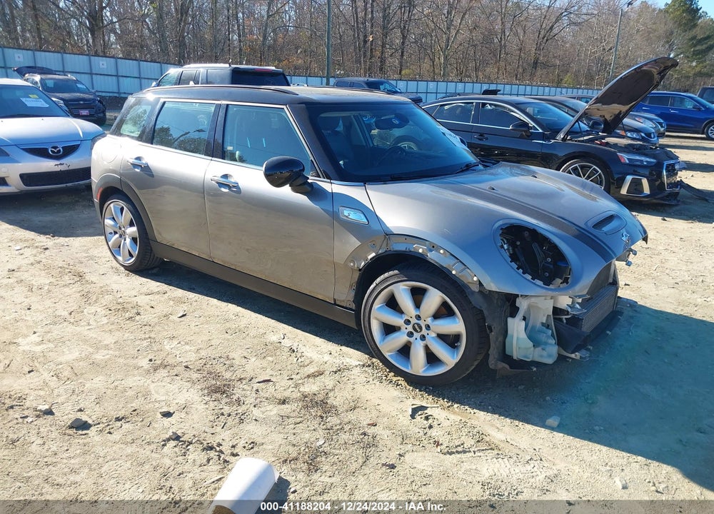 2016 MINI CLUBMAN COOPER S VIN: WMWLN9C53G2B31111