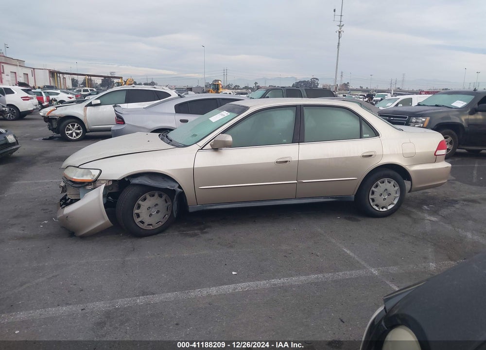 2001 HONDA ACCORD 2.3 LX VIN: JHMCG66591C002665