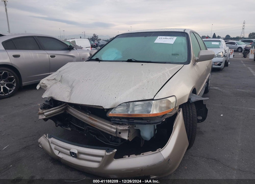 2001 HONDA ACCORD 2.3 LX VIN: JHMCG66591C002665