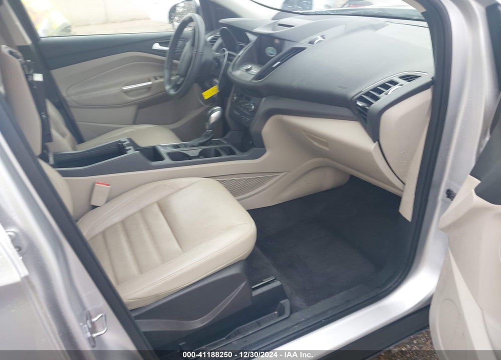 2018 FORD ESCAPE SEL VIN: 1FMCU0HD9JUB04484
