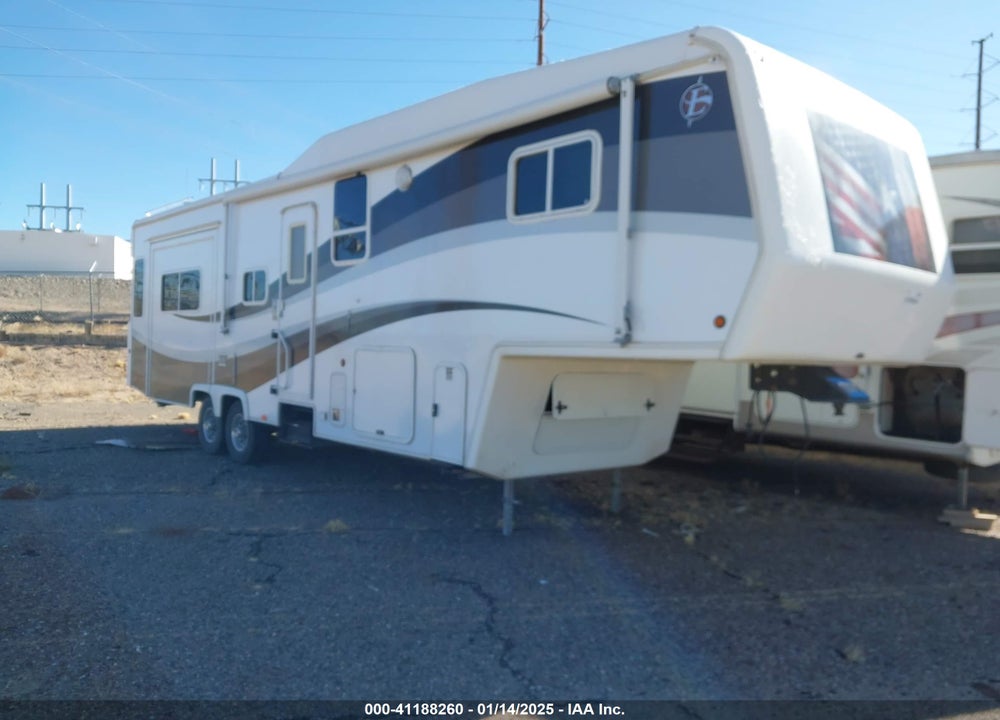 2005 EXCEL RS0 VIN: 1P9RF332851090039