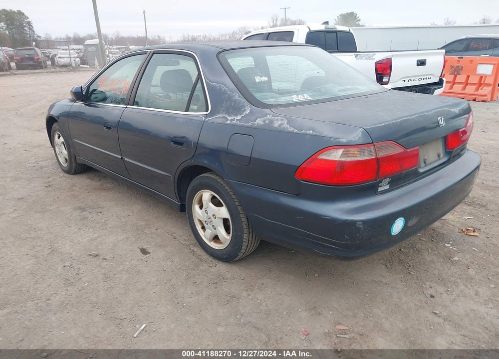 1999 HONDA ACCORD EX VIN: 1HGCG6679XA026652