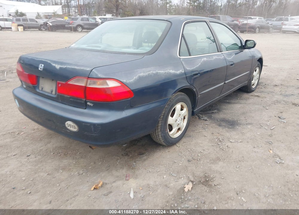 1999 HONDA ACCORD EX VIN: 1HGCG6679XA026652