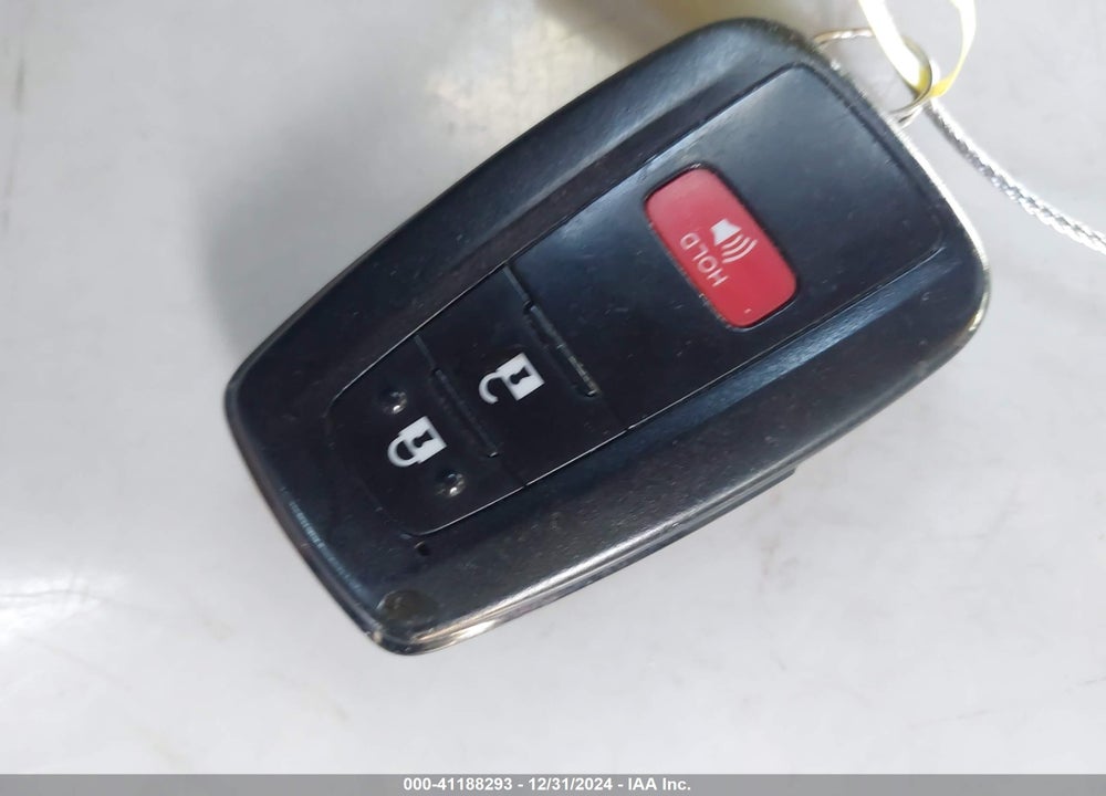2018 TOYOTA PRIUS VIN: JTDKARFU8J3546212