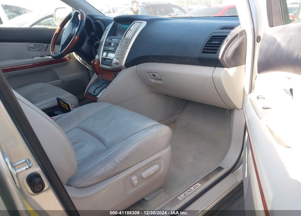 2004 LEXUS RX 330 VIN: JTJGA31U440030135