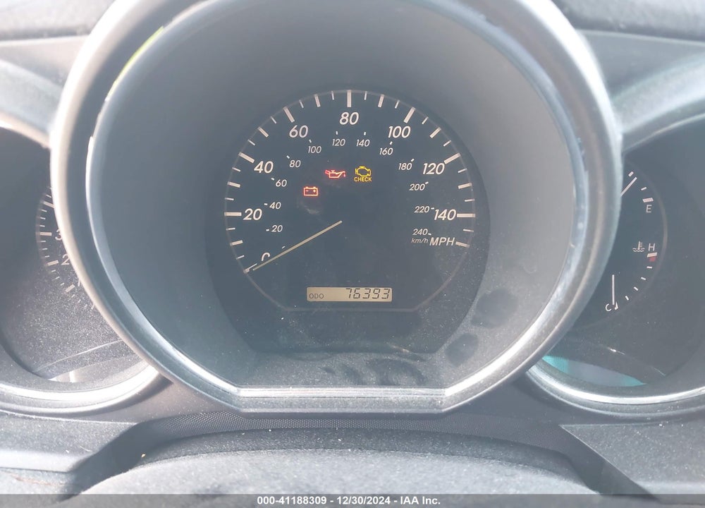 2004 LEXUS RX 330 VIN: JTJGA31U440030135