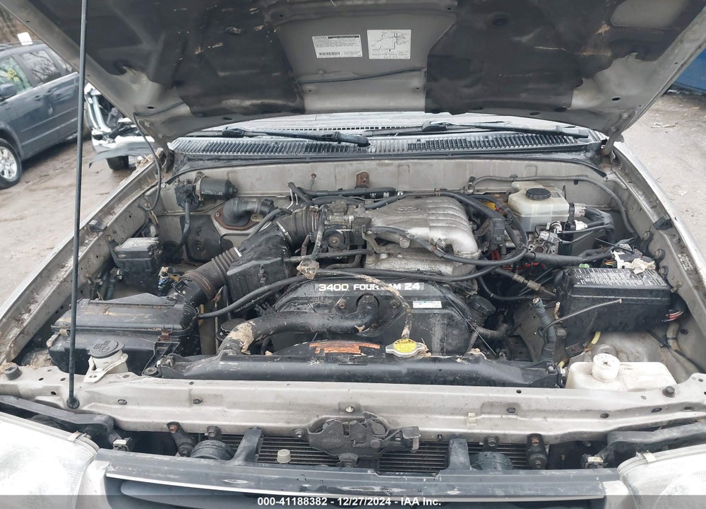 2002 TOYOTA 4RUNNER SR5 V6 VIN: JT3HN86R820387381