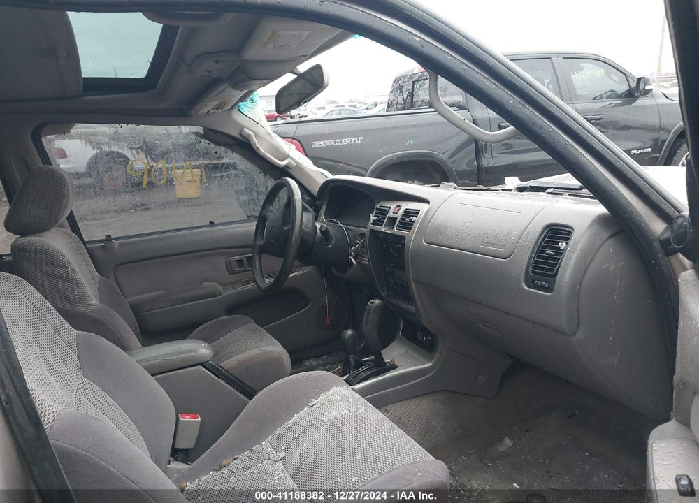 2002 TOYOTA 4RUNNER SR5 V6 VIN: JT3HN86R820387381