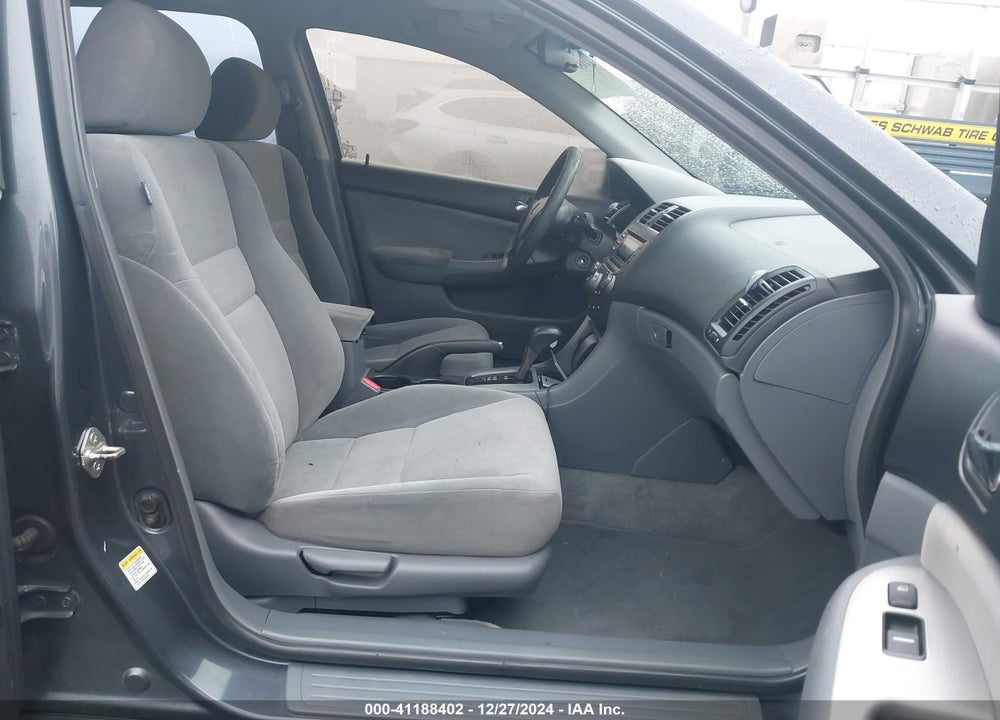 2007 HONDA ACCORD 2.4 EX VIN: 1HGCM56747A148015