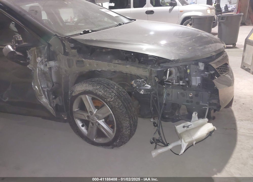2012 TOYOTA CAMRY SE VIN: 4T1BF1FK8CU502737