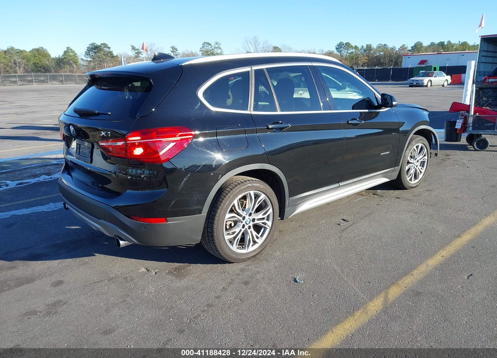2017 BMW X1 SDRIVE28I VIN: WBXHU7C30H5H34910