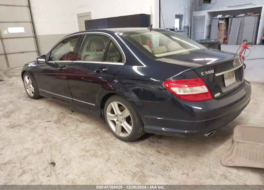 2011 MERCEDES-BENZ C 300 LUXURY 4MATIC/SPORT 4MATIC VIN: WDDGF8BB9BR159663