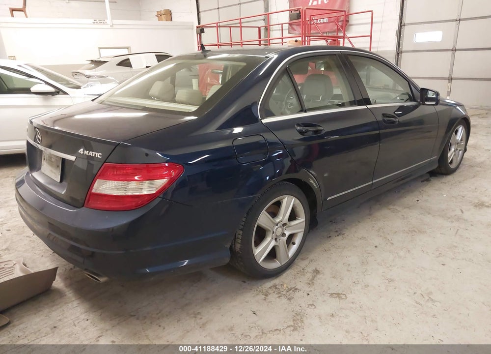 2011 MERCEDES-BENZ C 300 LUXURY 4MATIC/SPORT 4MATIC VIN: WDDGF8BB9BR159663