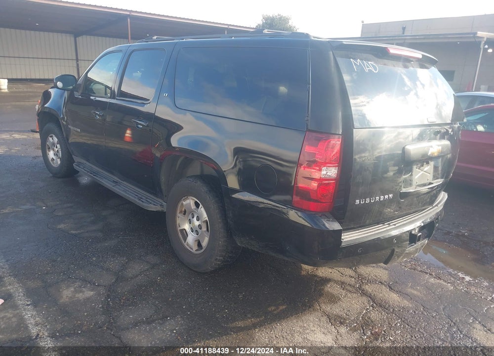2011 CHEVROLET SUBURBAN 1500 LT1 VIN: 1GNSCJE05BR210128