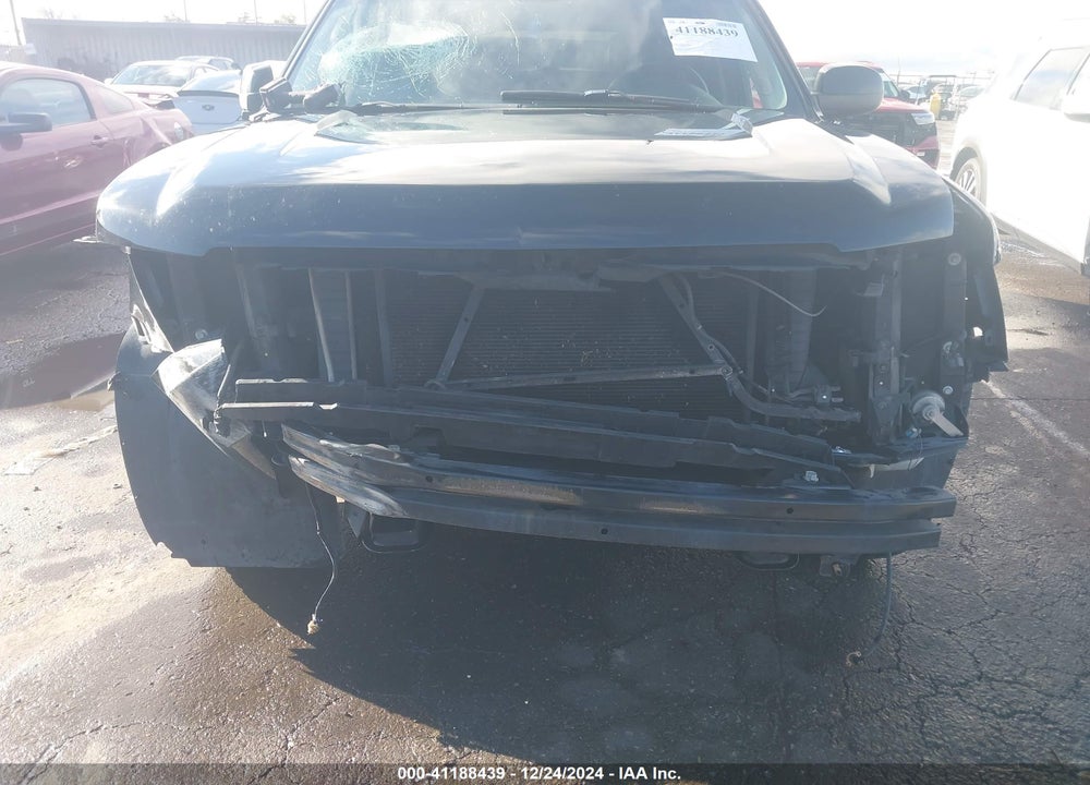 2011 CHEVROLET SUBURBAN 1500 LT1 VIN: 1GNSCJE05BR210128