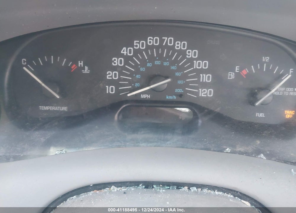 2002 BUICK CENTURY CUSTOM VIN: 2G4WS52J321236393