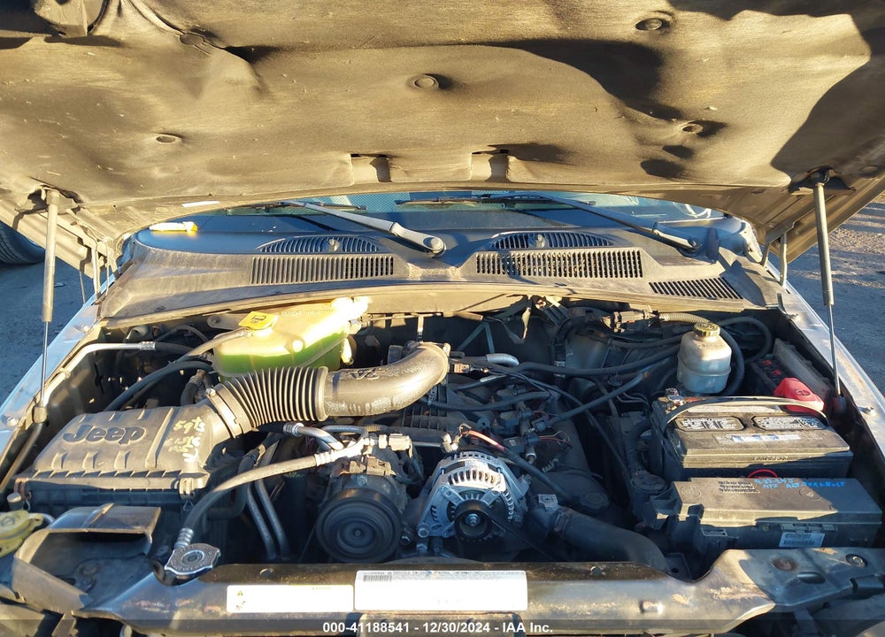 2007 JEEP LIBERTY SPORT VIN: 1J4GL48K27W710182