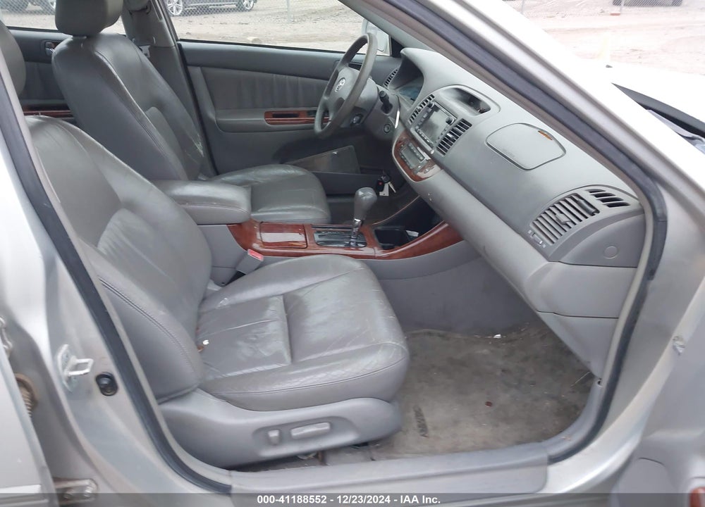2002 TOYOTA CAMRY XLE V6 VIN: 4T1BF32K12U529794