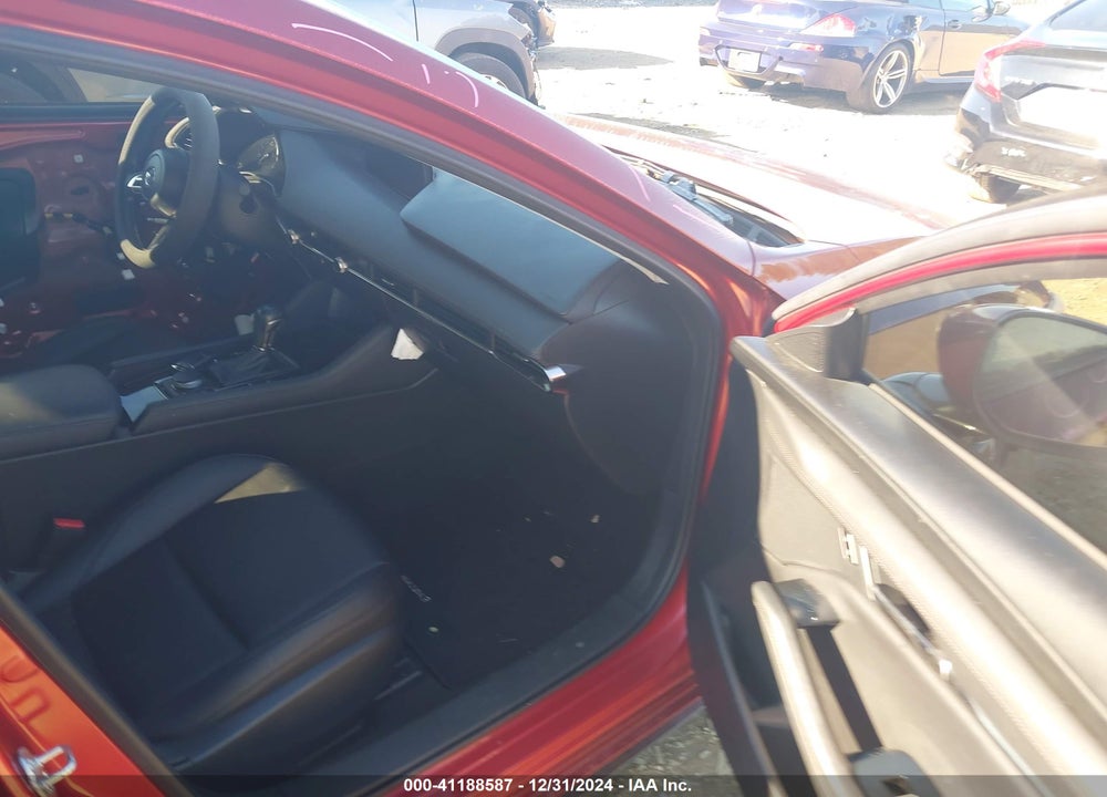 2019 MAZDA MAZDA3 VIN: JM1BPACL1K1107006