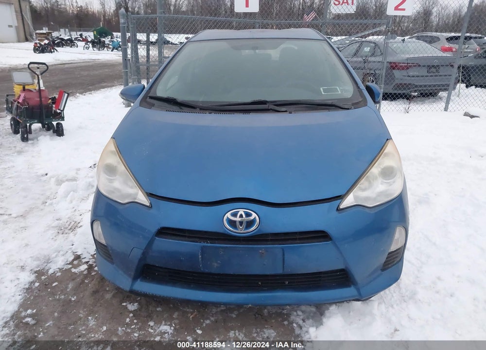 2013 TOYOTA PRIUS C TWO VIN: JTDKDTB36D1538093