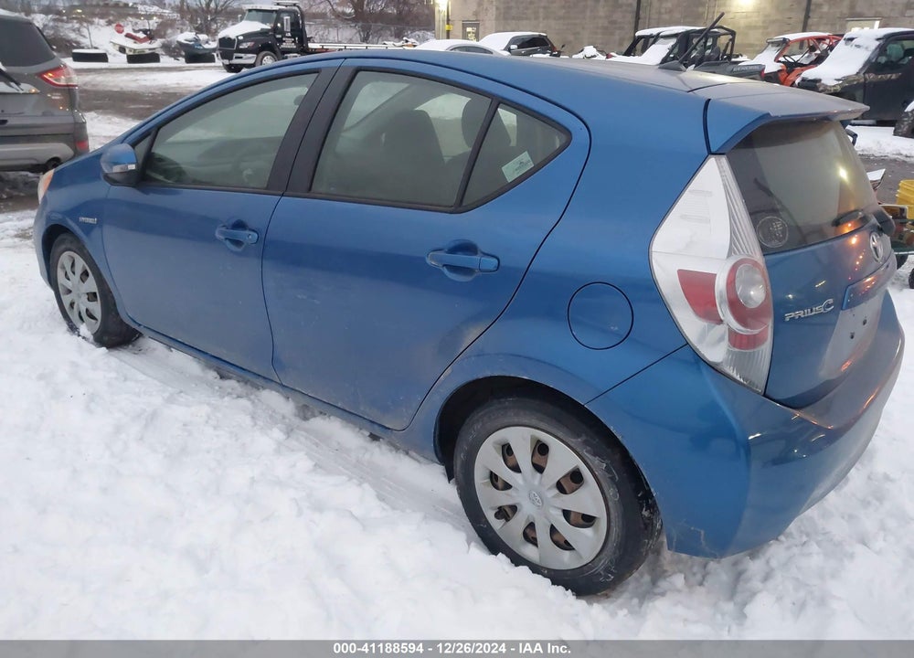 2013 TOYOTA PRIUS C TWO VIN: JTDKDTB36D1538093