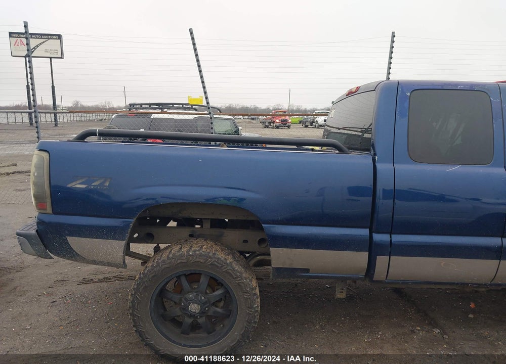 1999 CHEVROLET SILVERADO 1500 LS VIN: 2GCEK19T8X1277657