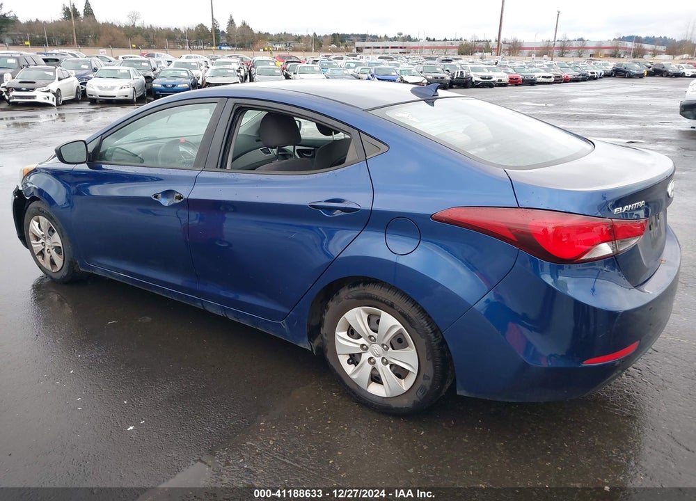 2016 HYUNDAI ELANTRA SE VIN: 5NPDH4AE6GH683444