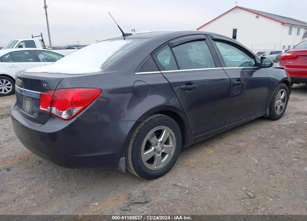 2014 CHEVROLET CRUZE 1LT AUTO VIN: 1G1PC5SB2E7188500
