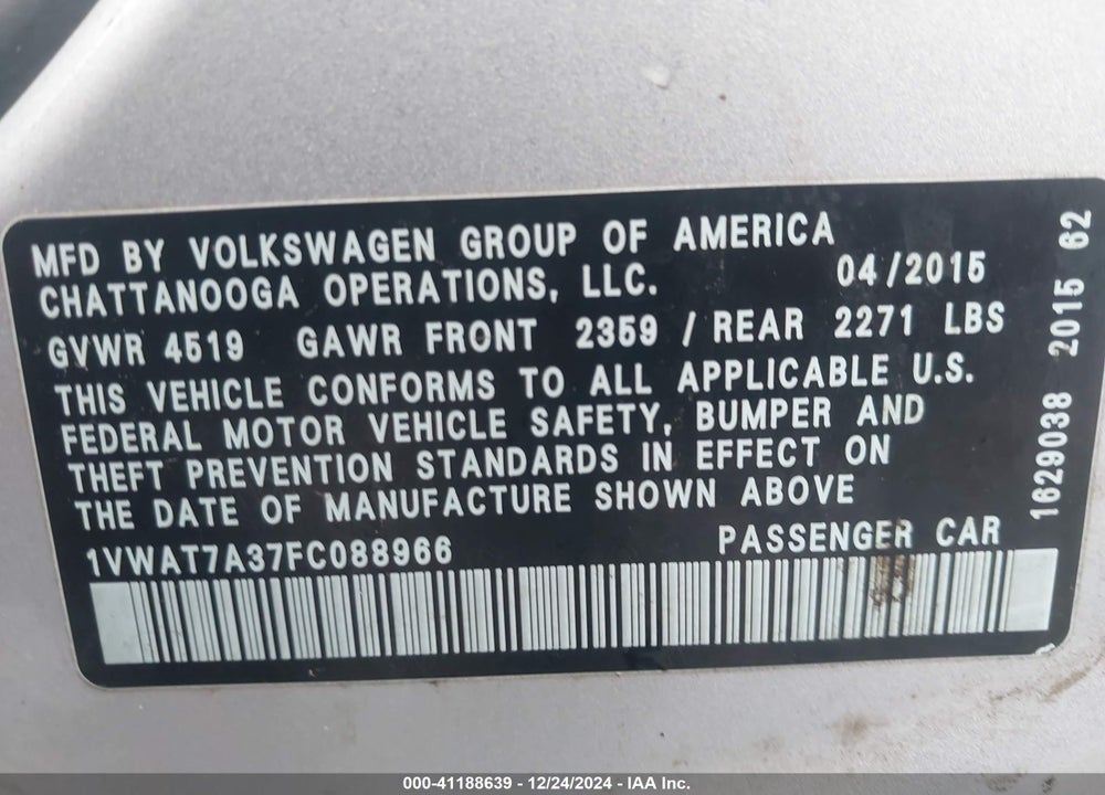 2015 VOLKSWAGEN PASSAT VIN: 1VWAT7A37FC088966