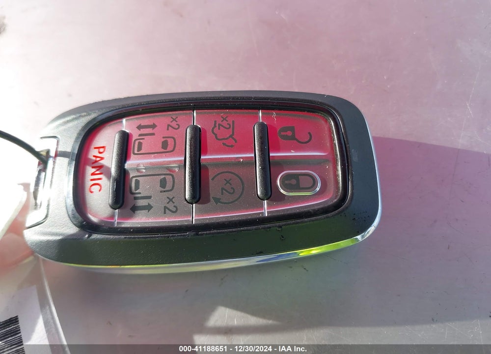 2022 CHRYSLER PACIFICA TOURING L VIN: 2C4RC1BG3NR195300