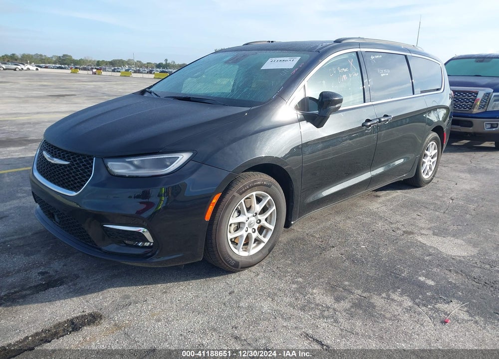 2022 CHRYSLER PACIFICA TOURING L VIN: 2C4RC1BG3NR195300