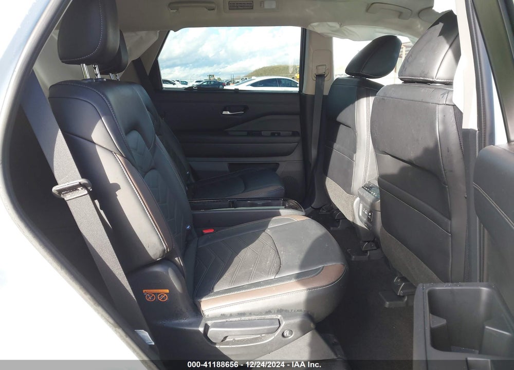 2024 NISSAN PATHFINDER PLATINUM FWD VIN: 5N1DR3DH9RC241555