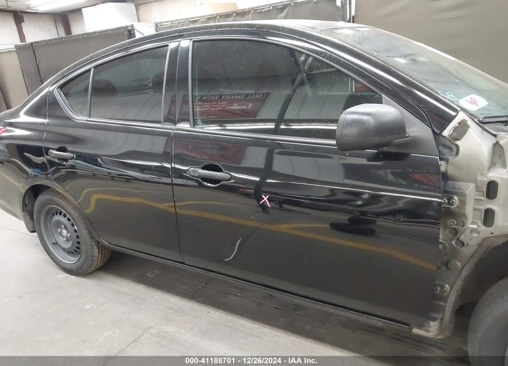 2015 NISSAN VERSA 1.6 S+ VIN: 3N1CN7AP4FL844334