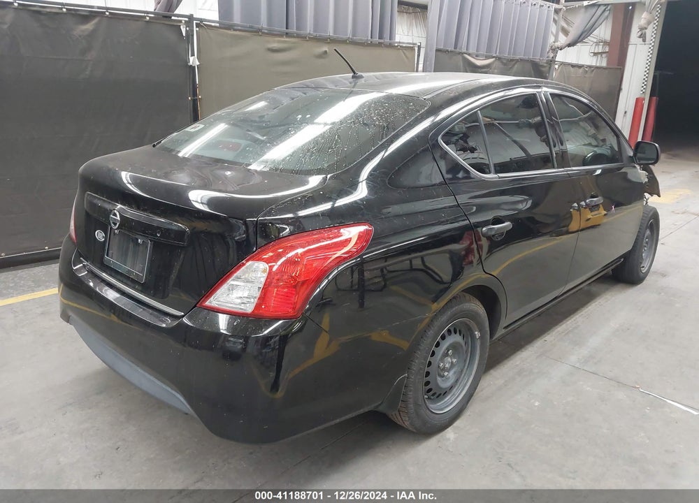 2015 NISSAN VERSA 1.6 S+ VIN: 3N1CN7AP4FL844334