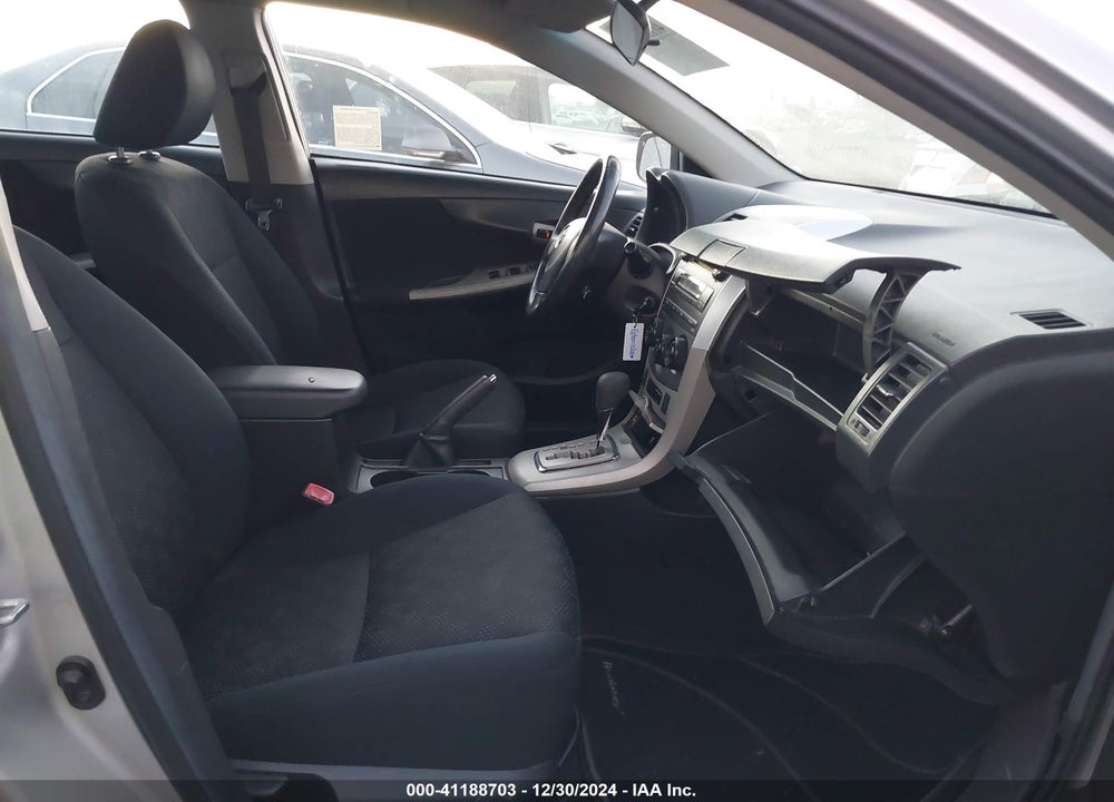 2010 TOYOTA COROLLA S VIN: 1NXBU4EE0AZ370637