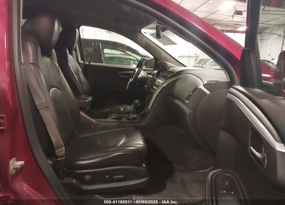 2011 CHEVROLET TRAVERSE 2LT VIN: 1GNKVJED8BJ272022