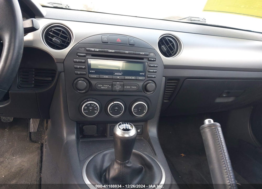 2009 MAZDA MX-5 MIATA GRAND TOURING VIN: JM1NC26F090204203