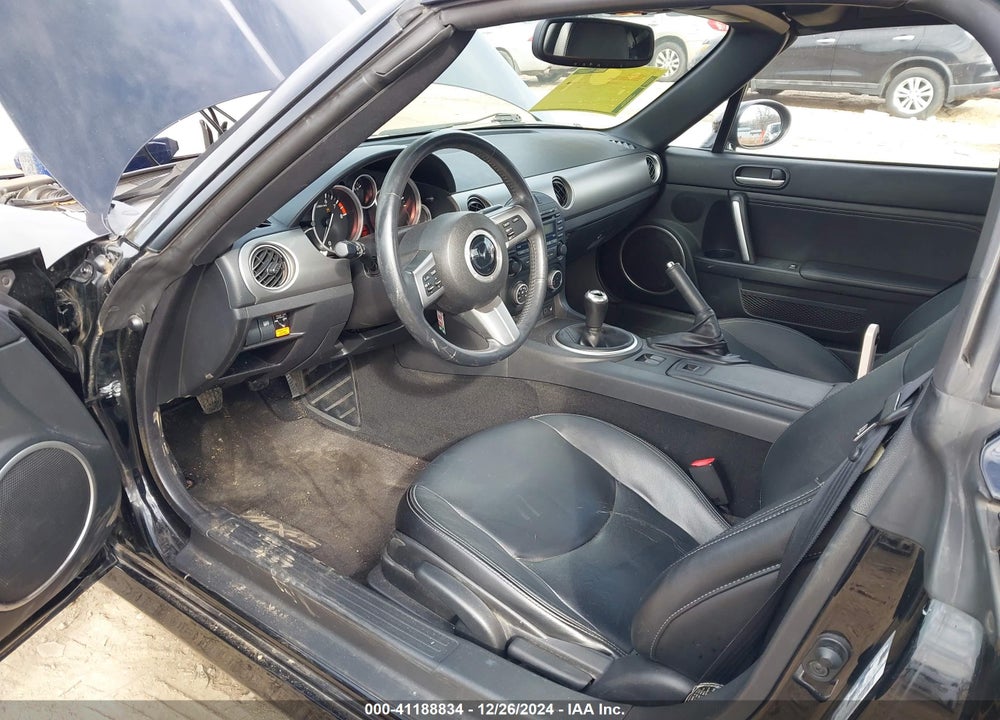 2009 MAZDA MX-5 MIATA GRAND TOURING VIN: JM1NC26F090204203