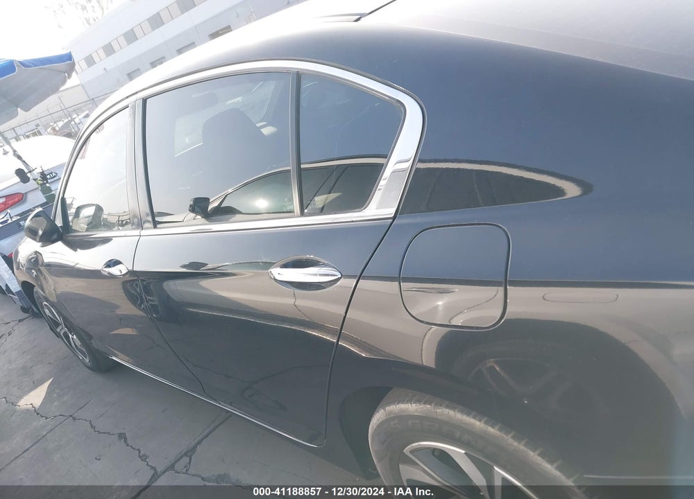 2017 HONDA ACCORD LX VIN: 1HGCR2F37HA080520
