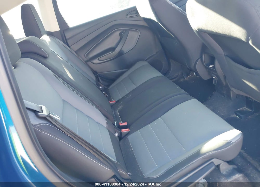 2017 FORD ESCAPE VIN: 1FMCU0F7XHUA10119